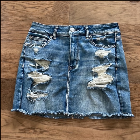 American Eagle Outfitters Dresses & Skirts - American Eagle Next Level Stretch Jean Skirt WORN ONCE